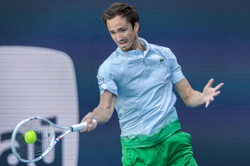 位球混战中 位球混战中