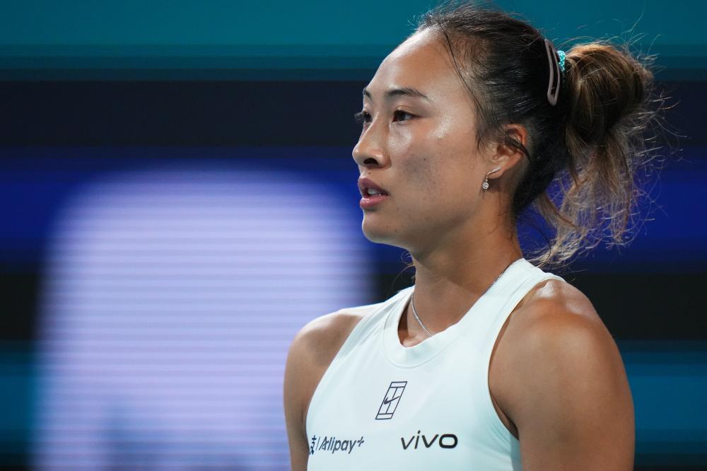 出与坚持 出与坚持